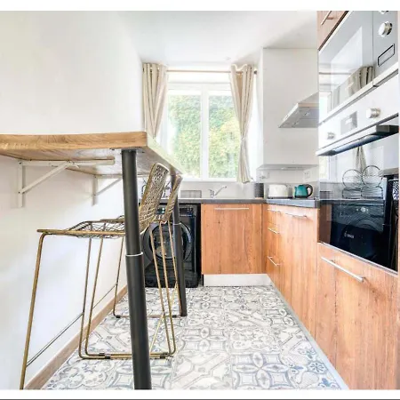 Calme Dans Un Chateau Au Coeur De Appartement