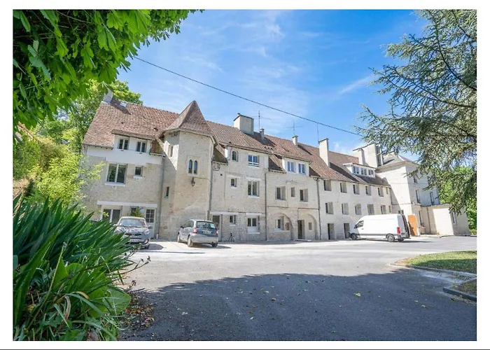 דירה Calme Dans Un Chateau Au Coeur De